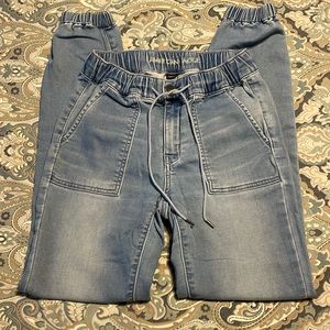 American Eagle Soft Knit Jeans